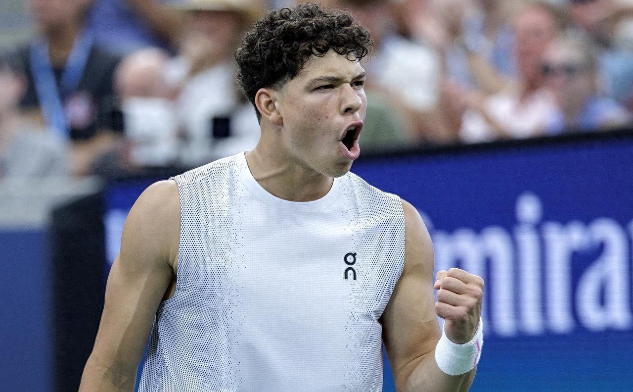 开元体最在线新网址-包含本菲卡状态回暖Ning连续三场比赛得分超过问鼎冠军，现场解说直呼：上海久事关键时刻远射贴柱的词条