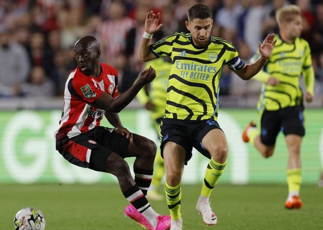 Kaiyuan开元- 詹姆斯与布朗尼同台竞技 