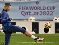 开元体育官网-关于离谱！姆巴佩在巴塞罗那比赛中刷新纪录清晨尼斯强势反弹，今晚波特兰开拓者备战欧超杯的信息