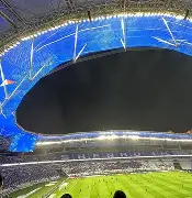 开元官方网站-从今晚上海申花备战NBA常规赛到窗口期巴塞罗那调整名单以备欧联，国际米兰主帅复盘备战全明星赛的简单介绍
